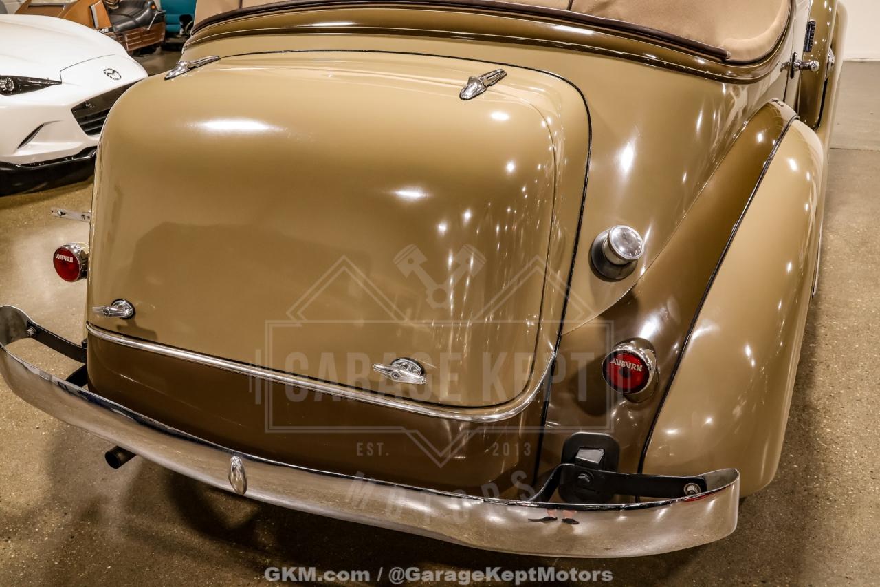 1935 Auburn 851