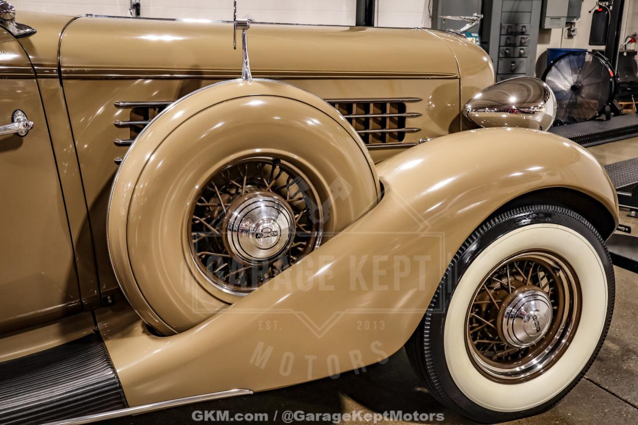 1935 Auburn 851