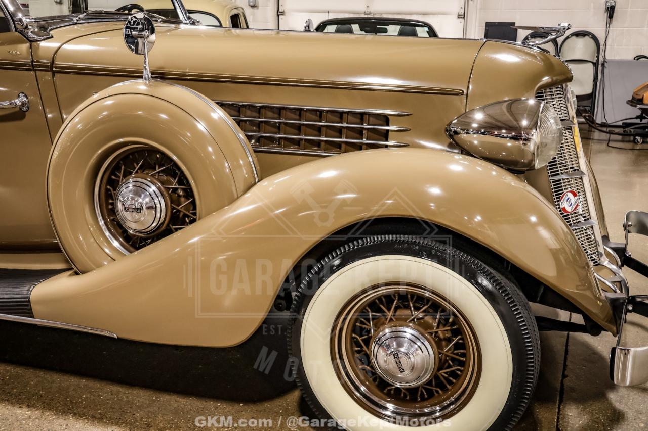 1935 Auburn 851
