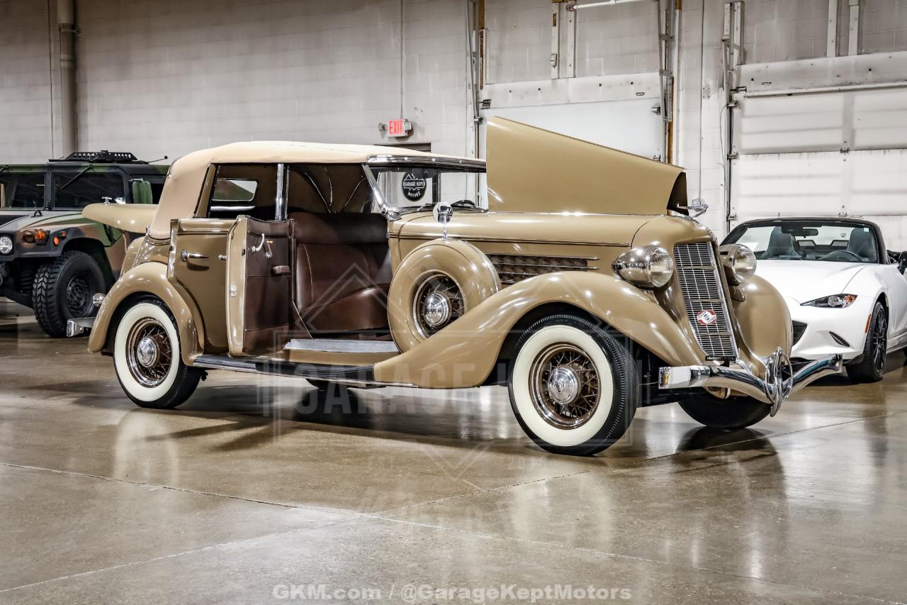 1935 Auburn 851