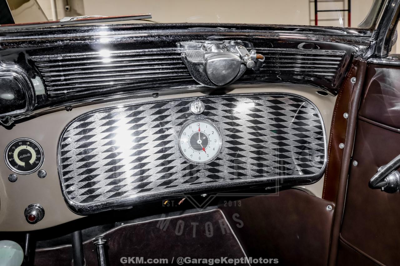 1935 Auburn 851