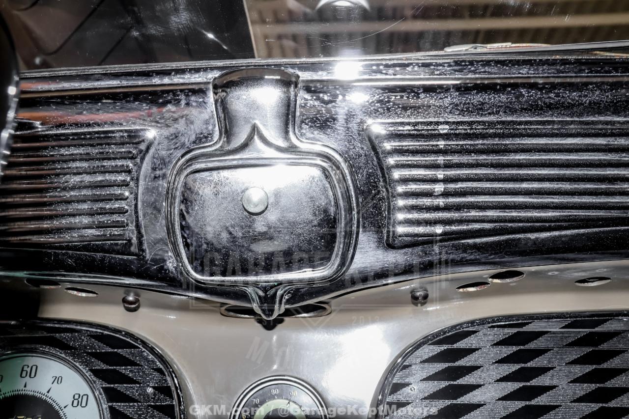1935 Auburn 851