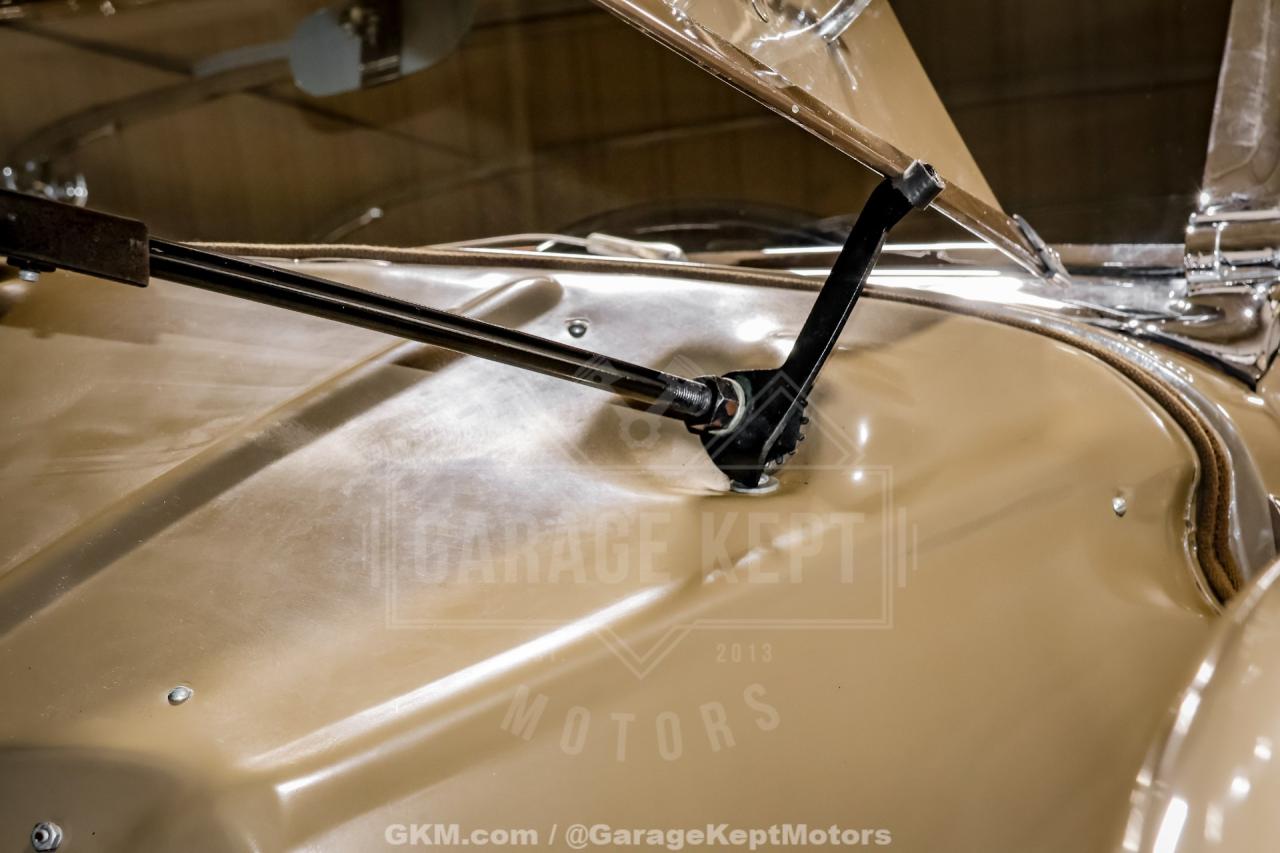 1935 Auburn 851