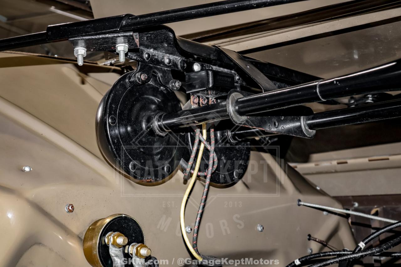 1935 Auburn 851