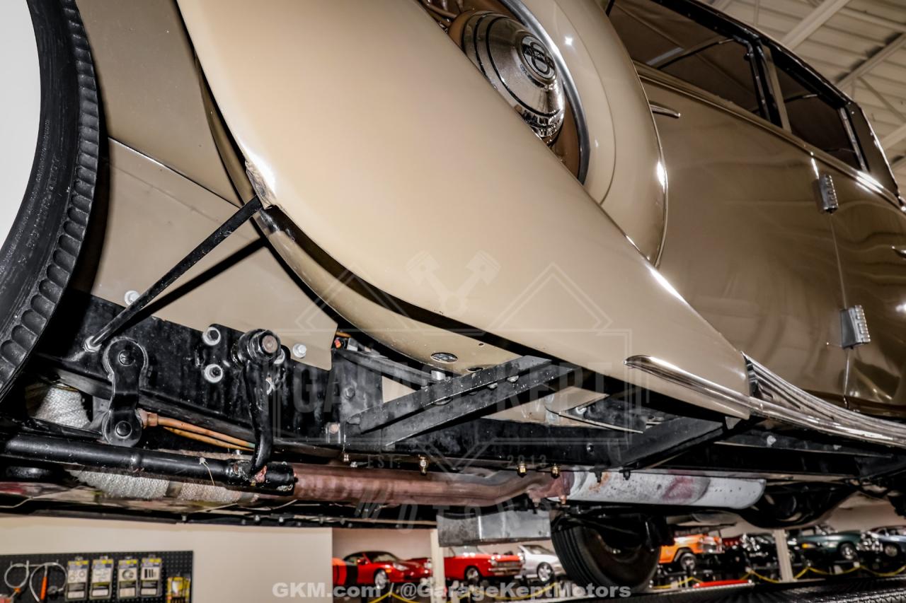 1935 Auburn 851