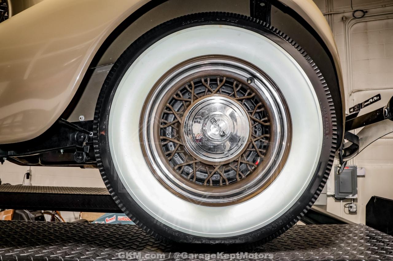 1935 Auburn 851