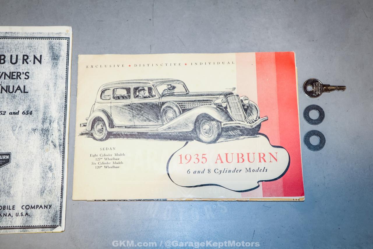 1935 Auburn 851