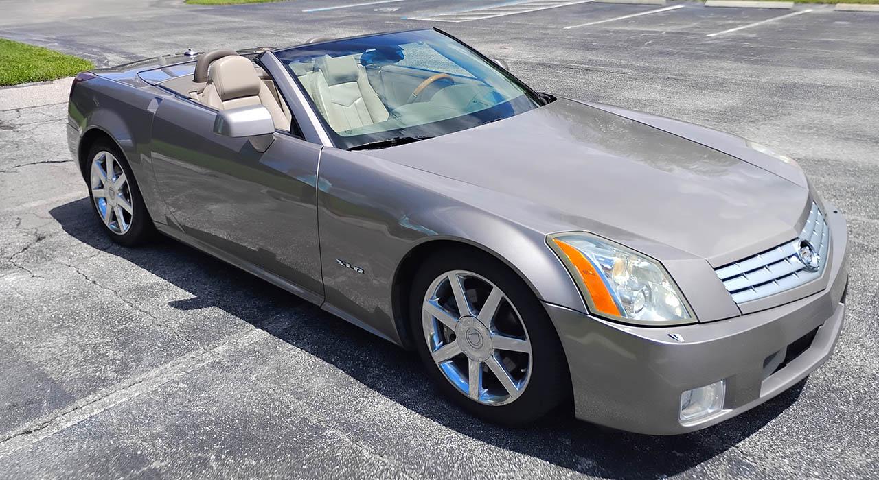 2005 Cadillac XLR ROADSTER