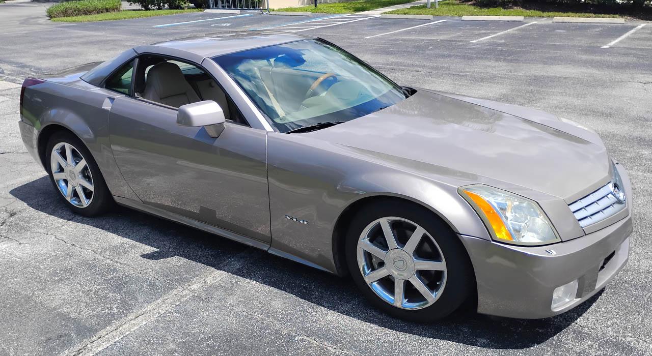 2005 Cadillac XLR ROADSTER