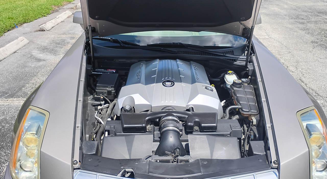 2005 Cadillac XLR ROADSTER