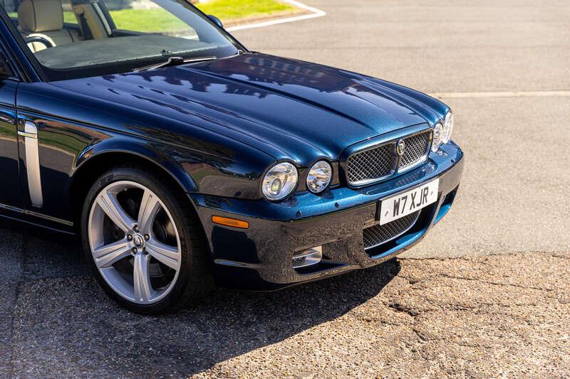 2008 Jaguar XJR