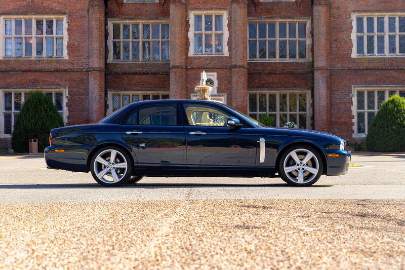 2008 Jaguar XJR