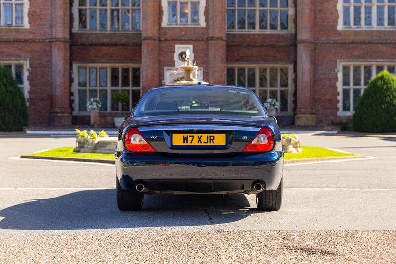 2008 Jaguar XJR