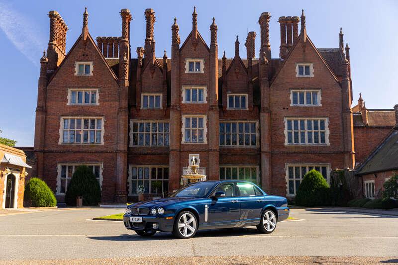 2008 Jaguar XJR