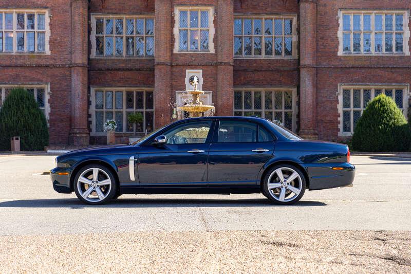 2008 Jaguar XJR