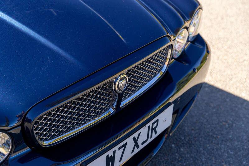 2008 Jaguar XJR
