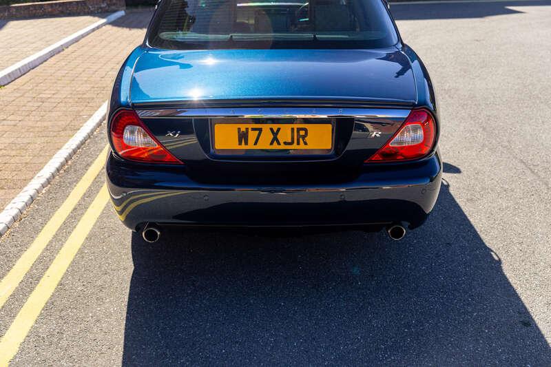 2008 Jaguar XJR