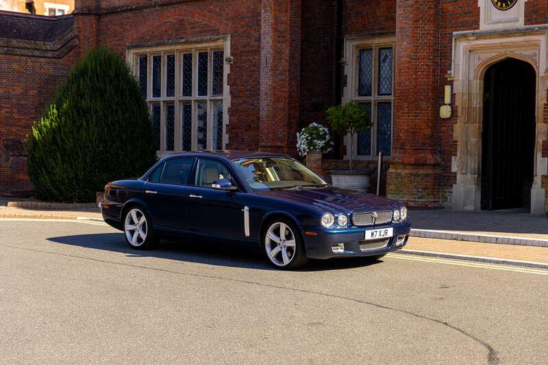 2008 Jaguar XJR