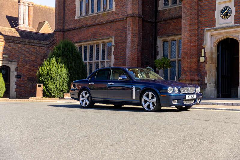 2008 Jaguar XJR