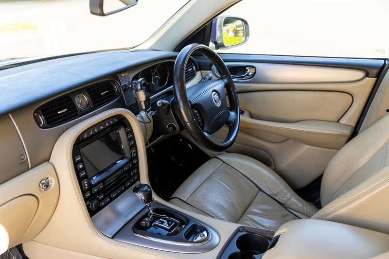 2008 Jaguar XJR