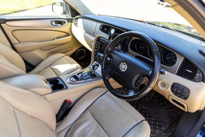 2008 Jaguar XJR