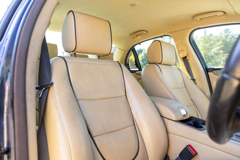 2008 Jaguar XJR