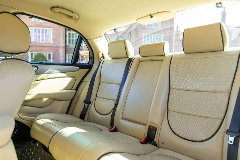 2008 Jaguar XJR