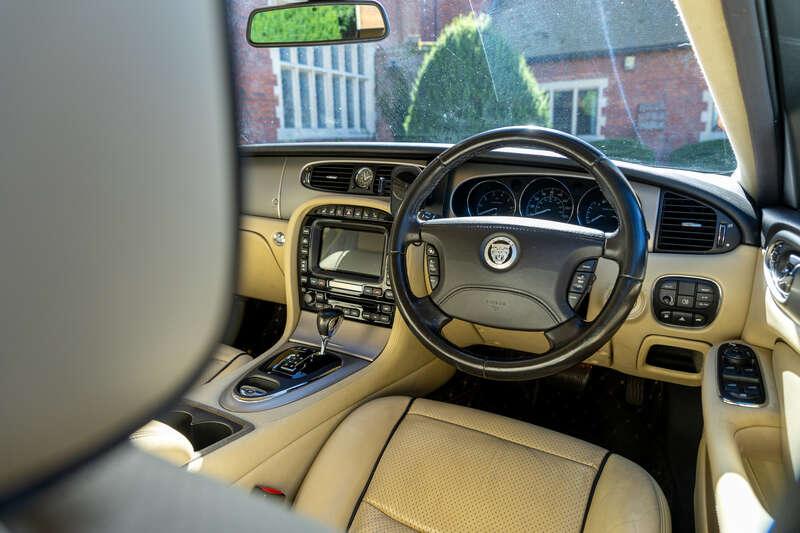 2008 Jaguar XJR