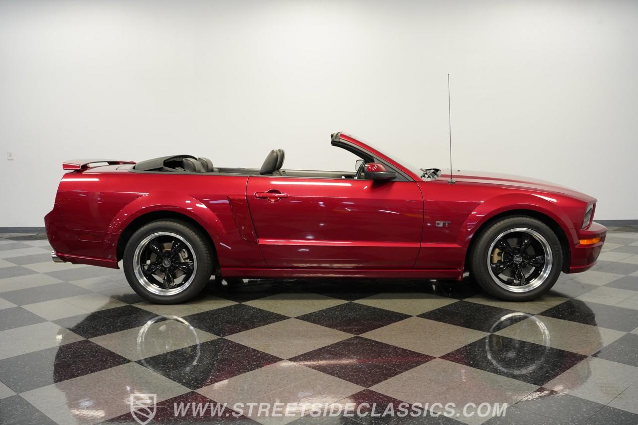 2006 Ford Mustang GT Convertible