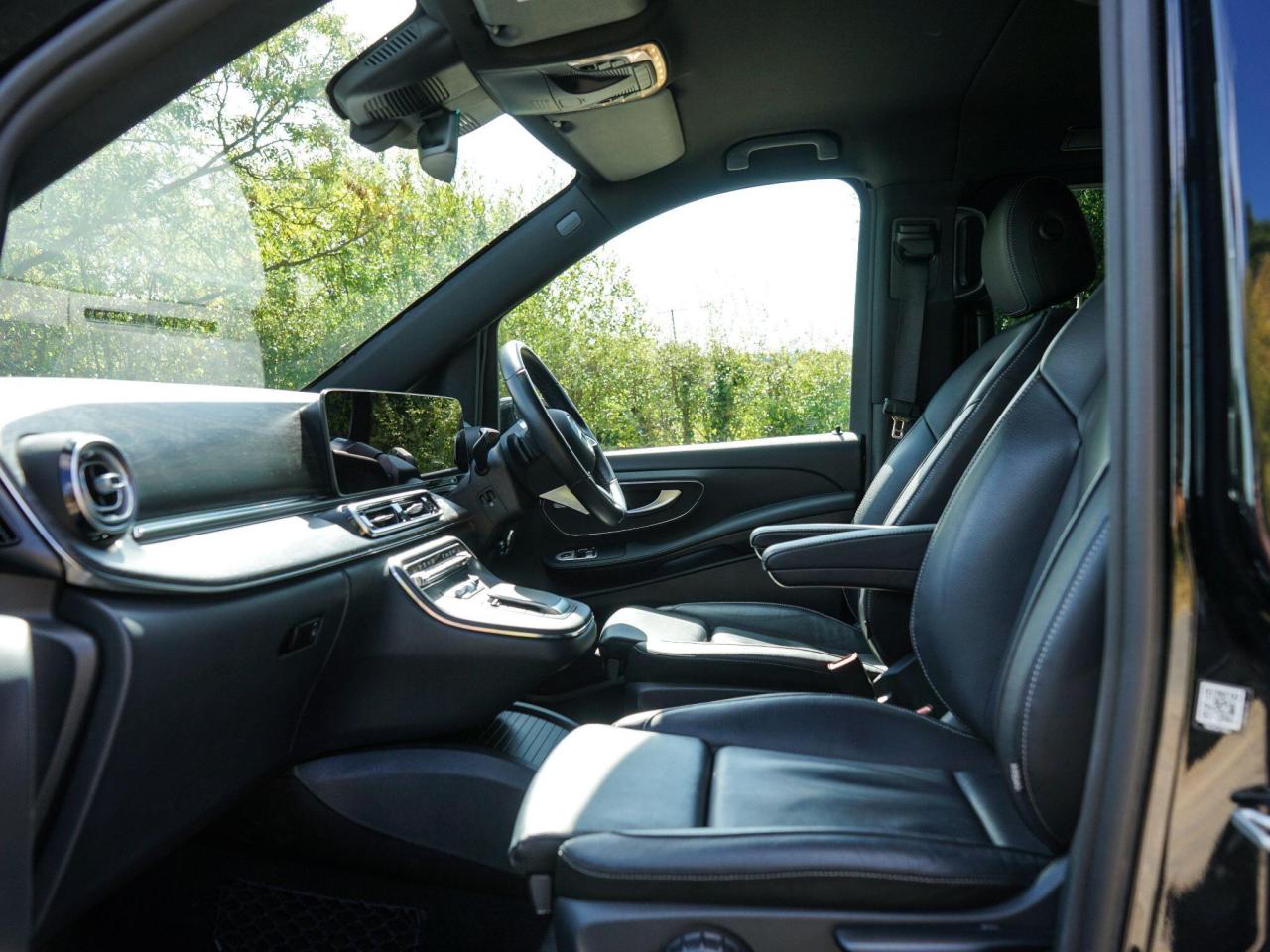 2025 Mercedes - Benz 2.0 V300d Premium G-Tronic+ Euro 6 (s/s) 5dr (8 Seat Extra Long)