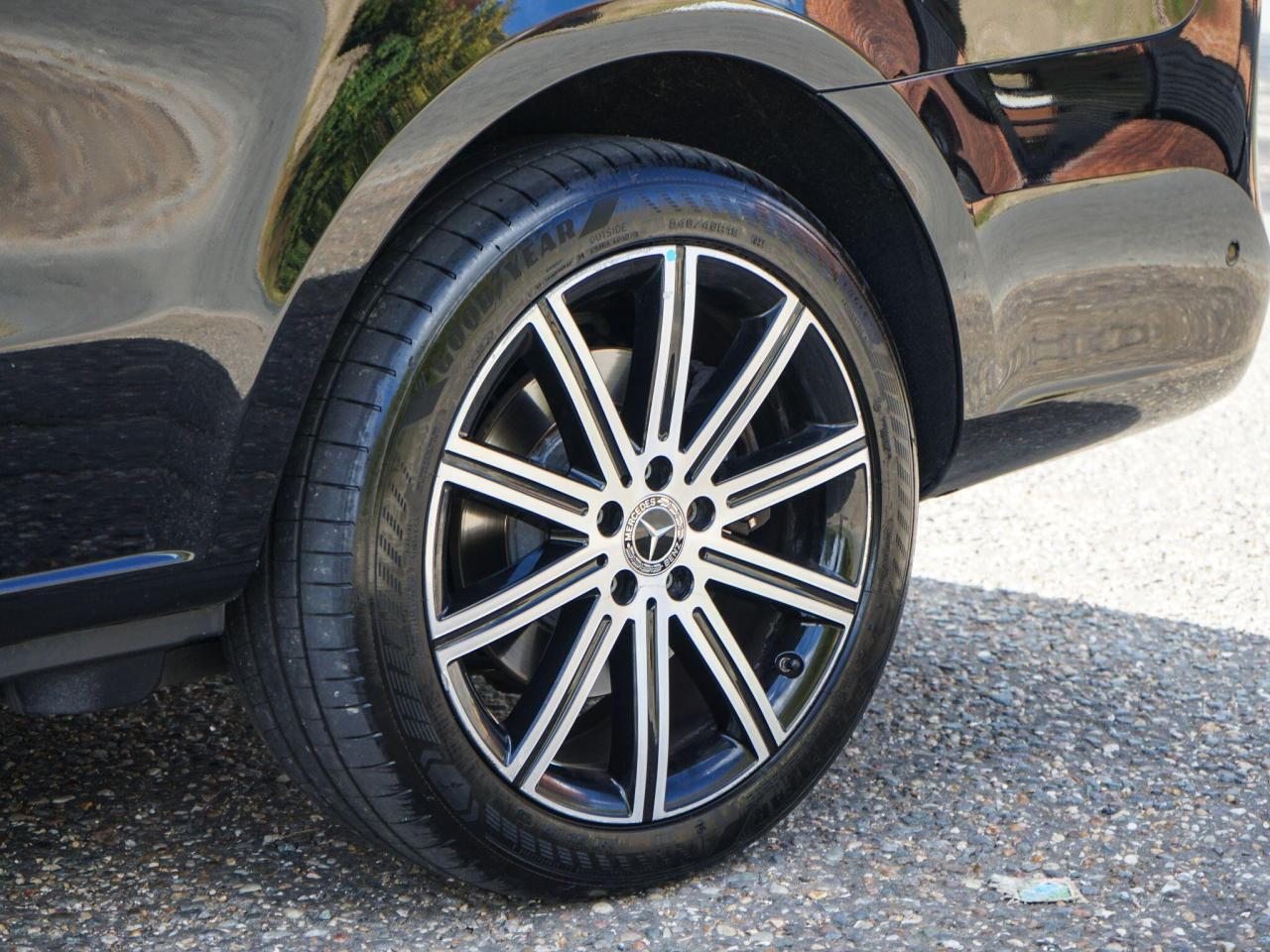 2025 Mercedes - Benz 2.0 V300d Premium G-Tronic+ Euro 6 (s/s) 5dr (8 Seat Extra Long)
