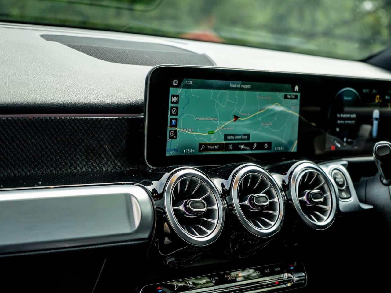 2022 Mercedes - Benz 1.3 GLB200 AMG Line (Premium Plus 2) 7G-DCT Euro 6 (s/s) 5dr