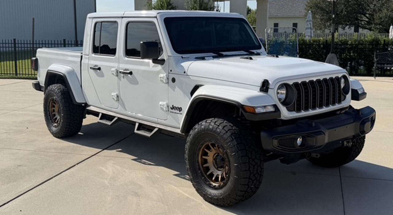 2025 Jeep GLADIATOR SPORT