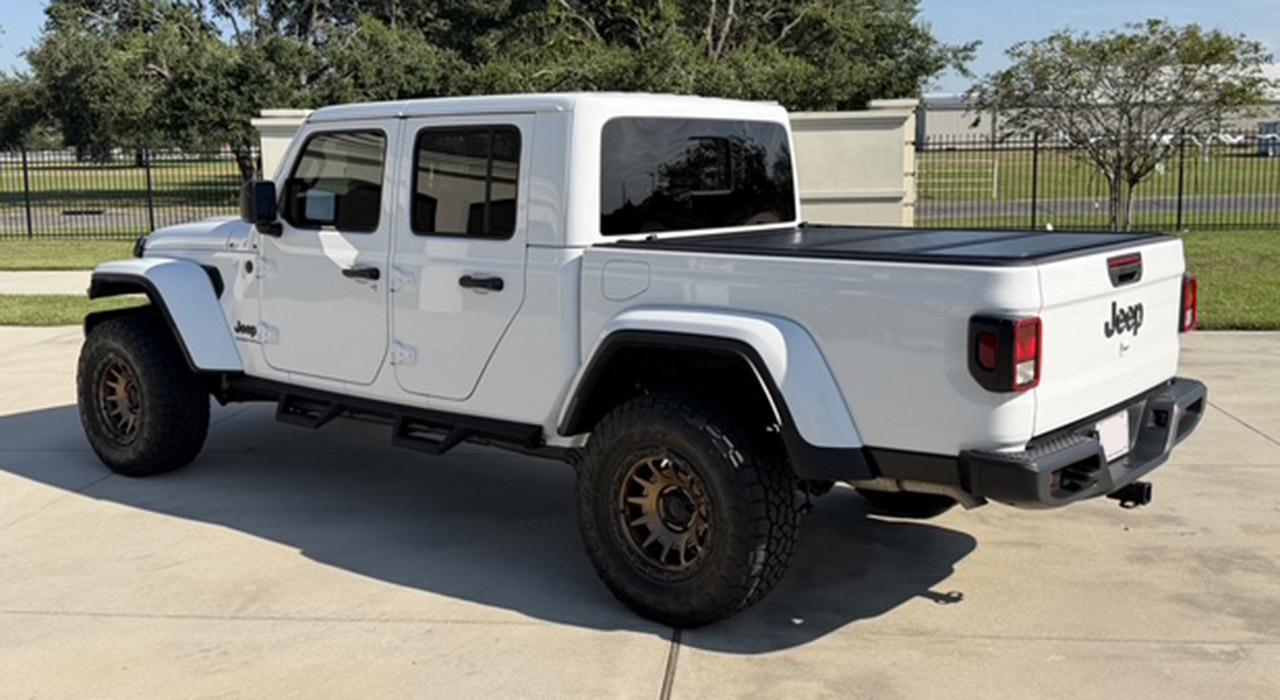 2025 Jeep GLADIATOR SPORT