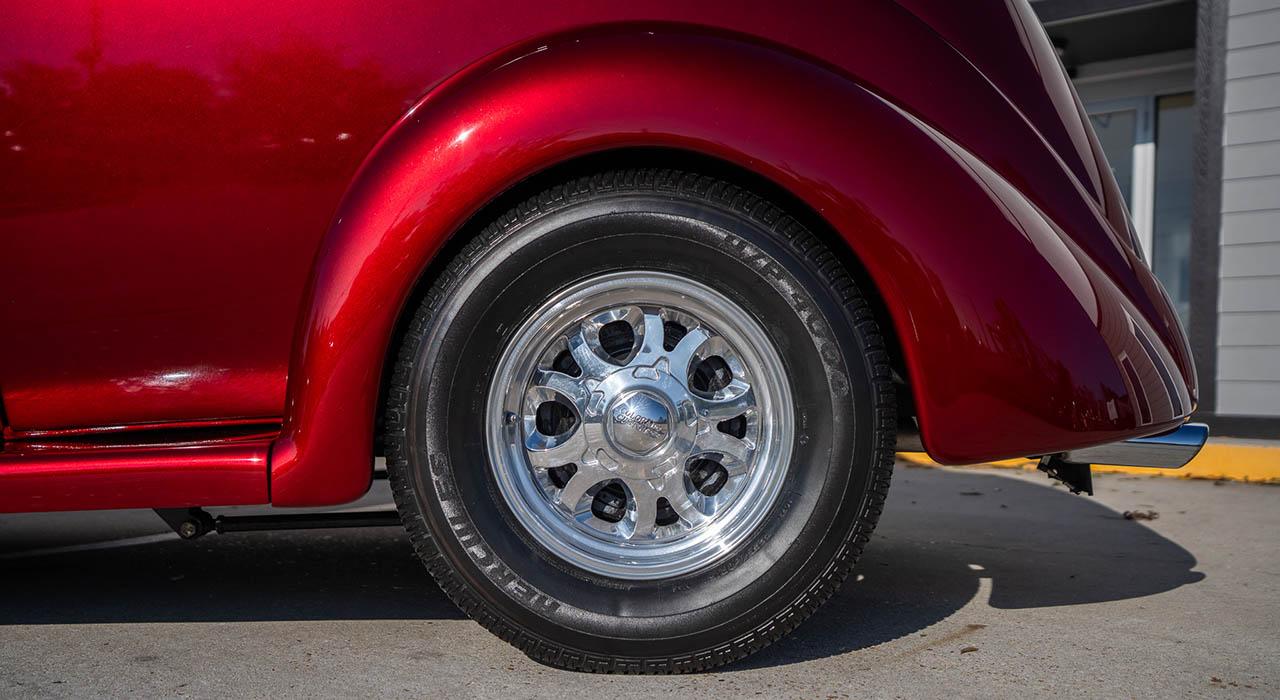 1937 Ford Tudor