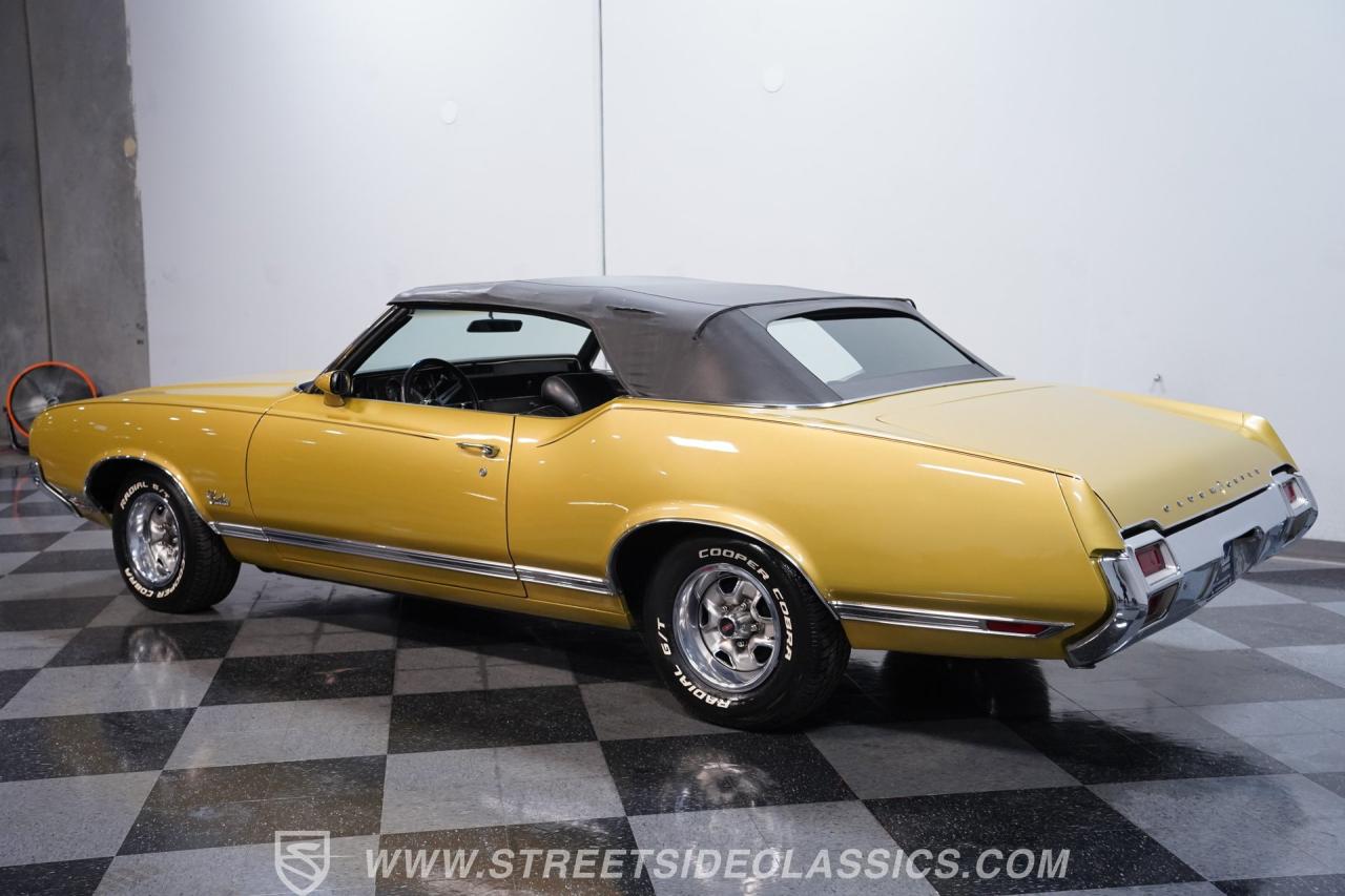 1971 Oldsmobile Cutlass Convertible