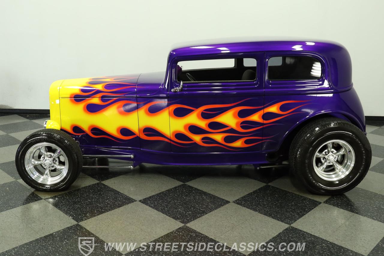 1932 Ford Victoria