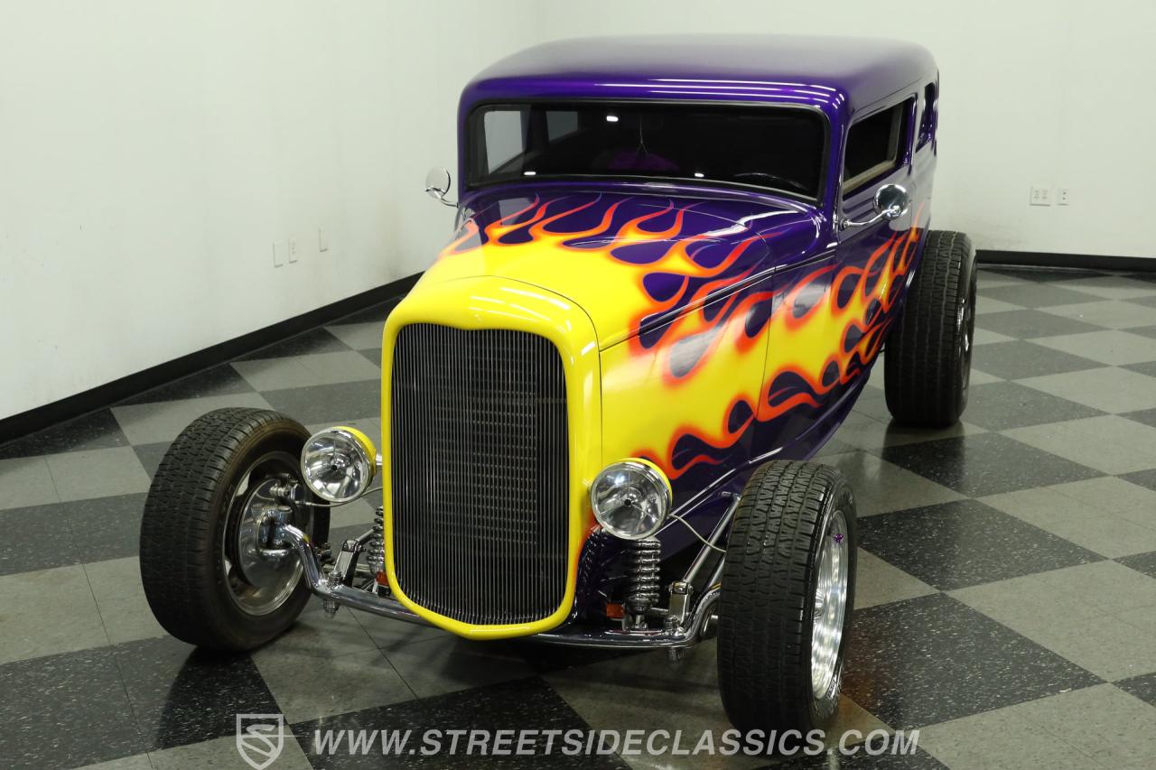 1932 Ford Victoria