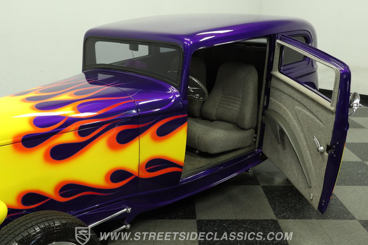 1932 Ford Victoria