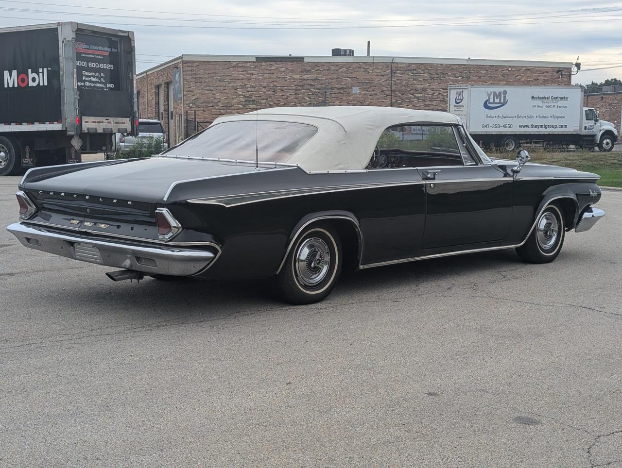 1964 Chrysler Newport Convertible