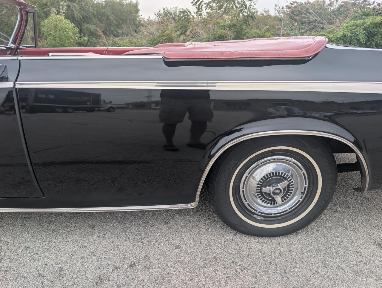 1964 Chrysler Newport Convertible