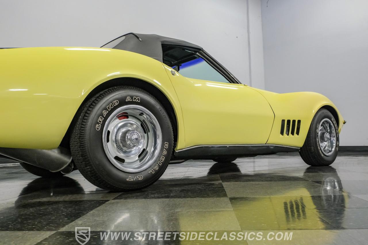 1968 Chevrolet Corvette 427 Tri-Power Convertible