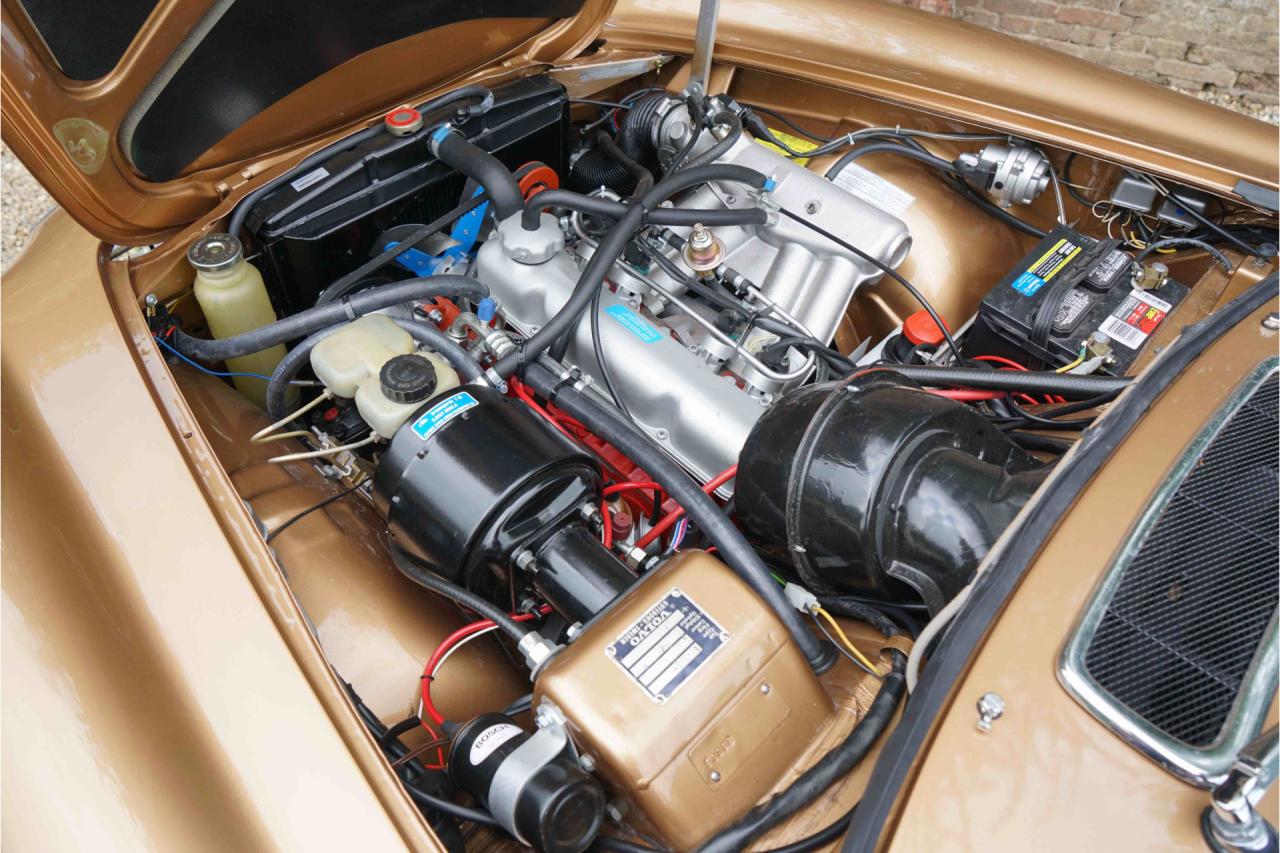 1971 Volvo P1800E Coup&eacute; Overdrive &ldquo;Better than new&rdquo;