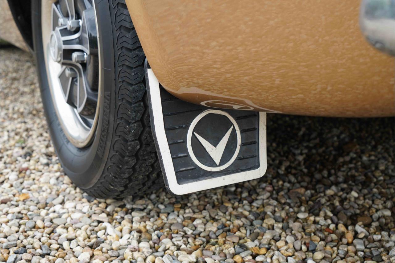 1971 Volvo P1800E Coup&eacute; Overdrive &ldquo;Better than new&rdquo;