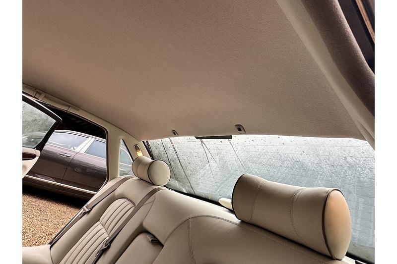 2002 Jaguar V8 Xj SE  LWB