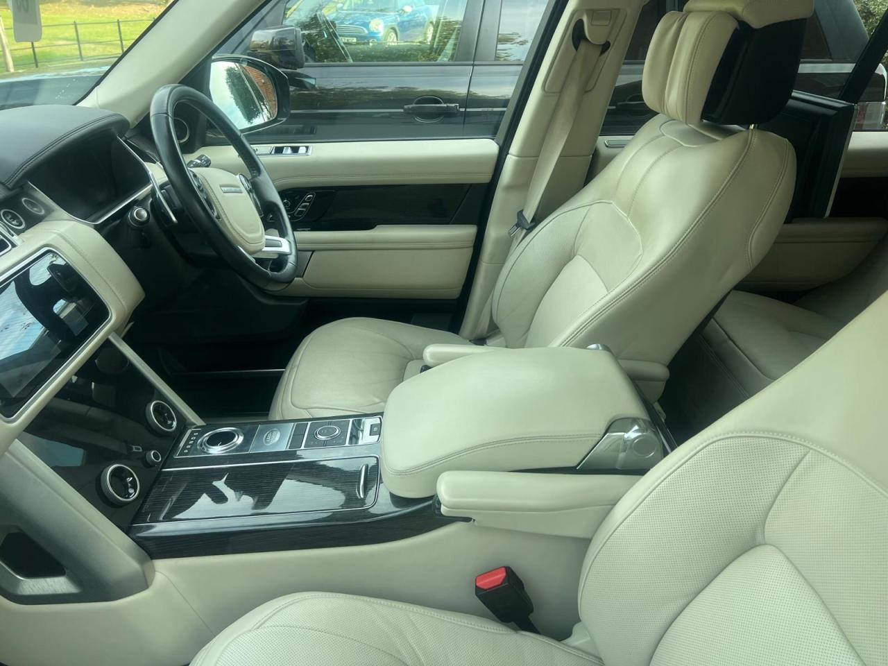 2018 Land Rover 2.0 P400e 12.4kWh Autobiography Auto 4WD Euro 6 (s/s) 5dr