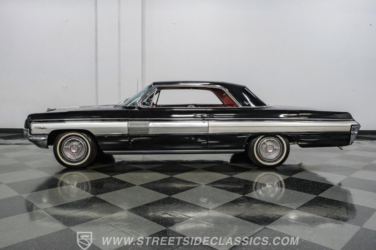 1962 Oldsmobile Starfire