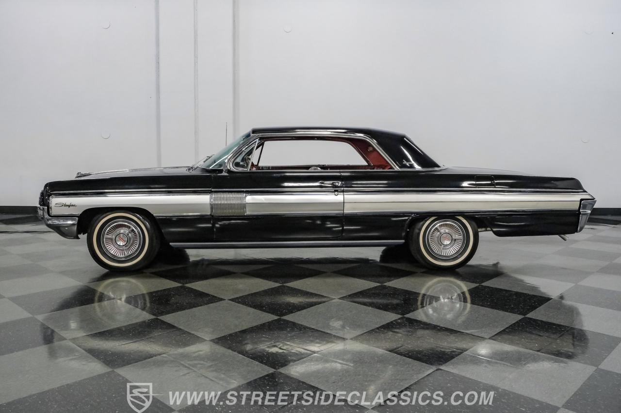 1962 Oldsmobile Starfire