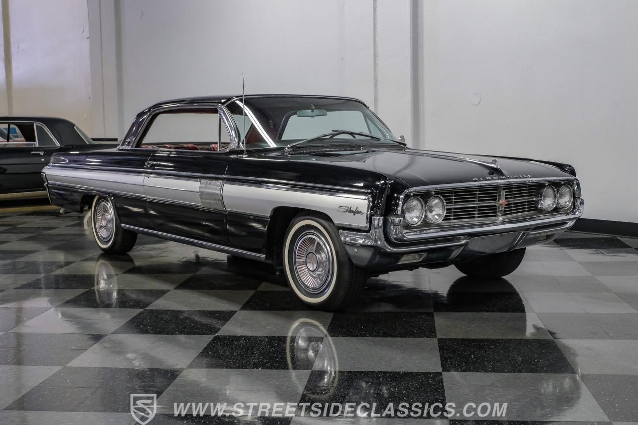 1962 Oldsmobile Starfire
