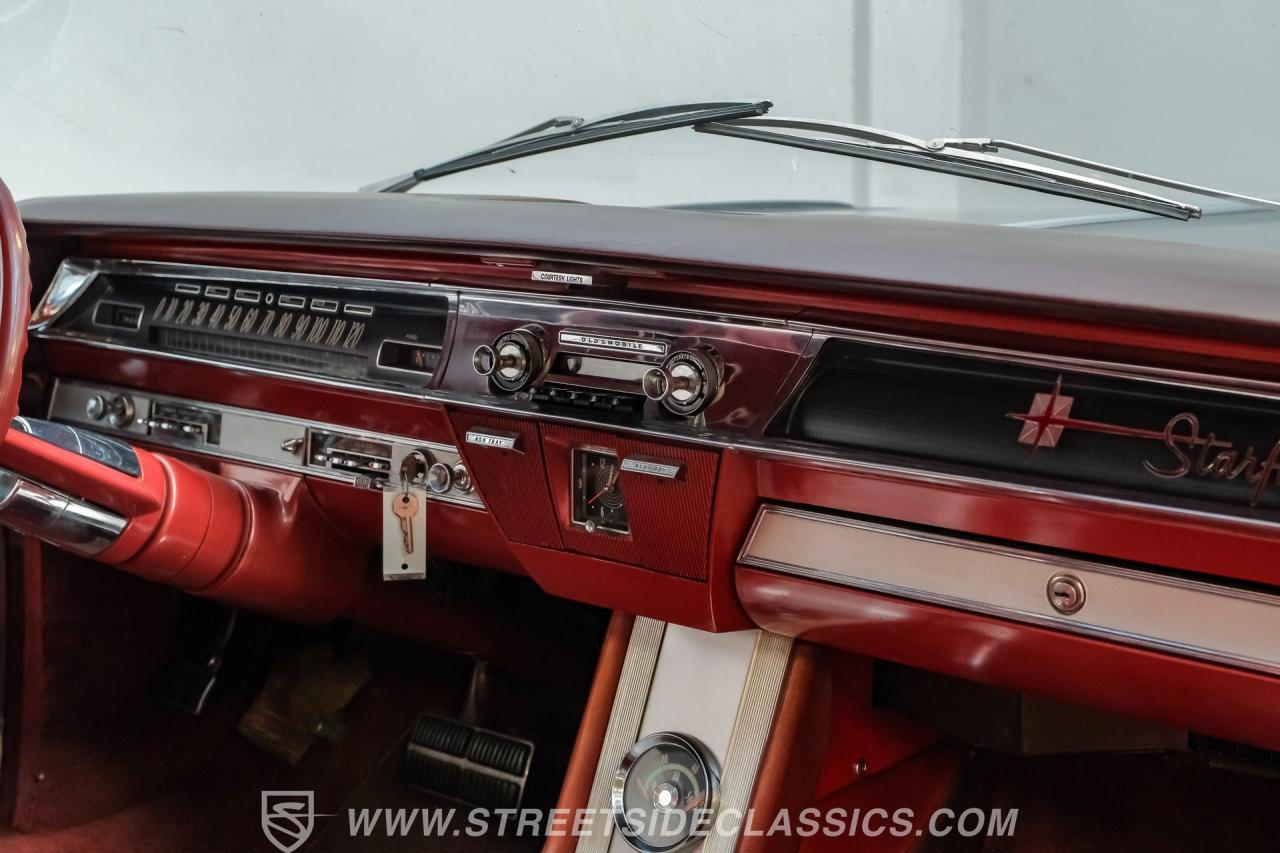 1962 Oldsmobile Starfire